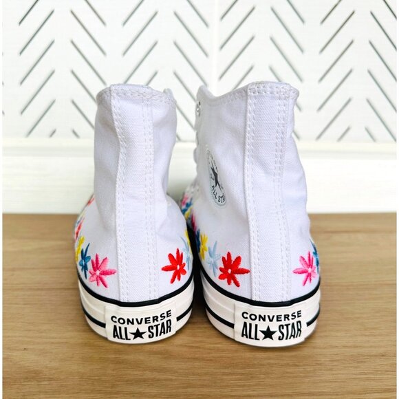 ⭐Chuck Taylor All Star Hi GS Big Kid Shoes 5.5 White Floral Embroidered A06311F - Picture 8 of 12
